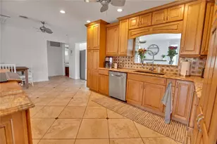 6567 Hillside Ave, Seminole, FL 33772 - Photo 9