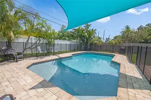 6567 Hillside Ave, Seminole, FL 33772 - Photo 1