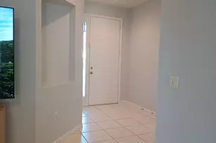 2401 Tangerine Hill Ct, Lutz, FL 33549 - Photo 3