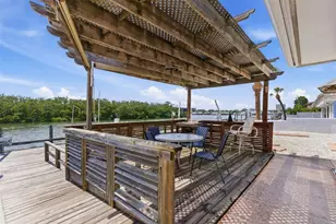 1421 Sea Gull Dr S, Saint Petersburg, FL 33707 - Photo 19