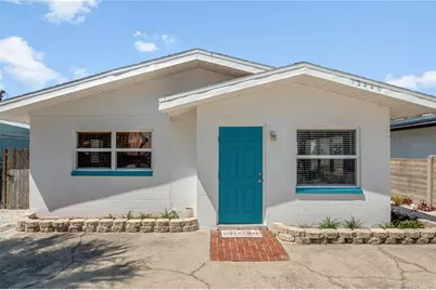 13440 1st Street E, Madeira Beach, FL 33708 - Photo 27
