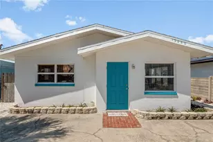13440 1st St E, Madeira Beach, FL 33708 - Photo 27