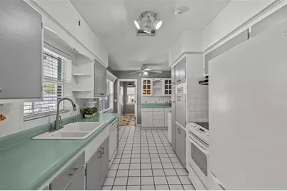 2087 Druid Road E, Clearwater, FL 33764 - Photo 11