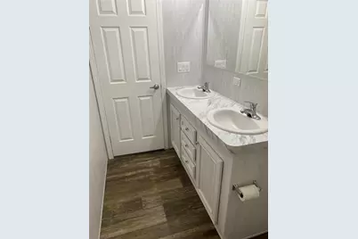 36064 Butternut Drive, Ridge Manor Estates, FL 33597 - Photo 15