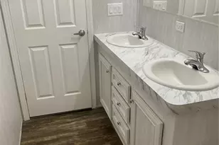 36064 Butternut Dr, Ridge Manor Estates, FL 33597 - Photo 15