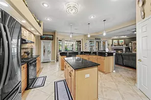 2305 Valrico Forest Dr, Valrico, FL 33594 - Photo 13
