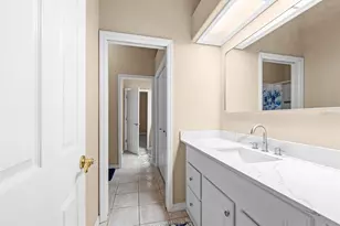 2305 Valrico Forest Dr, Valrico, FL 33594 - Photo 29