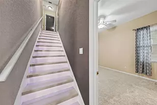 2305 Valrico Forest Dr, Valrico, FL 33594 - Photo 15