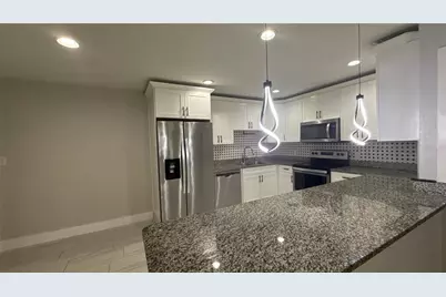 8106 Wichita Way, Tampa, FL 33619 - Photo 5