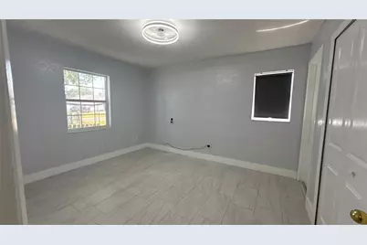 8106 Wichita Way, Tampa, FL 33619 - Photo 9