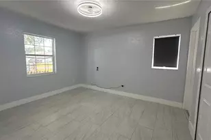 8106 Wichita Way, Tampa, FL 33619 - Photo 9