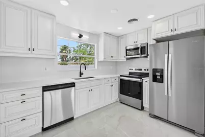 260 42nd Avenue, Saint Pete Beach, FL 33706 - Photo 9