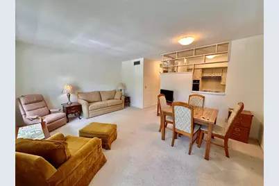 2100 World Parkway Boulevard #48, Clearwater, FL 33763 - Photo 3