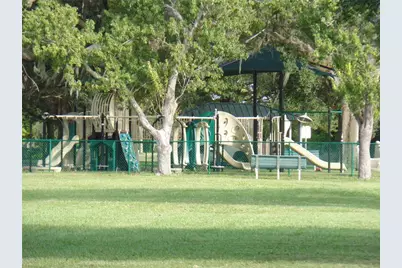 1240 70th Street N #7, Saint Petersburg, FL 33710 - Photo 15