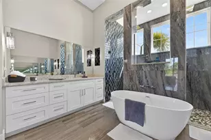 638 Manns Harbor Dr, Apollo Beach, FL 33572 - Photo 51