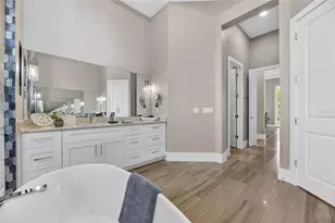 638 Manns Harbor Dr, Apollo Beach, FL 33572 - Photo 51