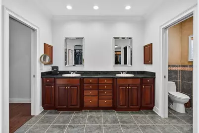 1298 Seville Lane NE, Saint Petersburg, FL 33704 - Photo 29