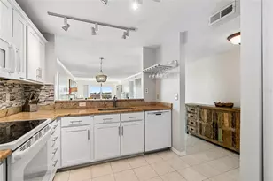719 Pinellas Bayway S, Saint Petersburg, FL 33715 - Photo 13