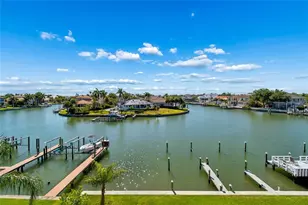 719 Pinellas Bayway S, Saint Petersburg, FL 33715 - Photo 49