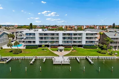 719 Pinellas Bayway S #301, Saint Petersburg, FL 33715 - Photo 1