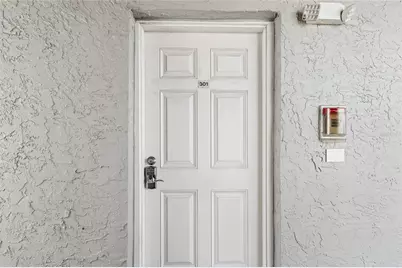 719 Pinellas Bayway S #301, Saint Petersburg, FL 33715 - Photo 7