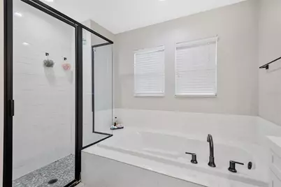 2852 Bayshore Trails Dr, Tampa, FL 33611 - Photo 25