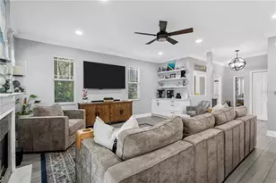 2852 Bayshore Trails Dr, Tampa, FL 33611 - Photo 7