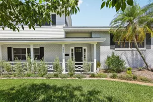 6827 Tequesta Dr, Seminole, FL 33777 - Photo 1
