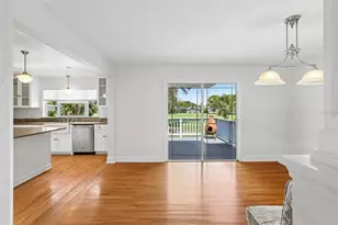 6827 Tequesta Dr, Seminole, FL 33777 - Photo 17