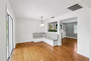 6827 Tequesta Dr, Seminole, FL 33777 - Photo 15