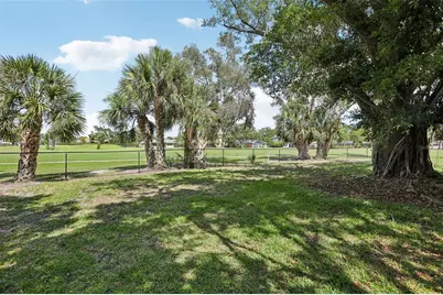 6827 Tequesta Drive, Seminole, FL 33777 - Photo 39