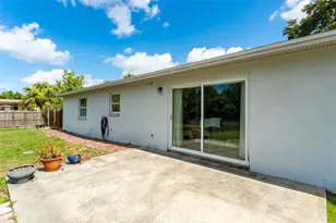 10817 Providence Oaks Dr, Riverview, FL 33578 - Photo 25