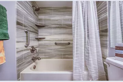 2478 Bentley Dr, Palm Harbor, FL 34684 - Photo 23