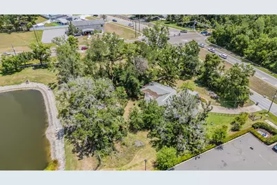 18950 Sunlake Boulevard, Lutz, FL 33558 - Photo 13