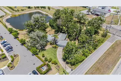 18950 Sunlake Boulevard, Lutz, FL 33558 - Photo 15