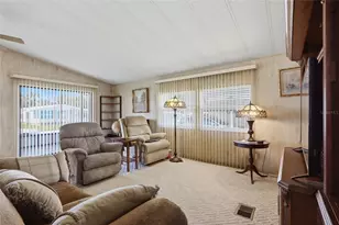 35919 Verano Ln, Zephyrhills, FL 33541 - Photo 7