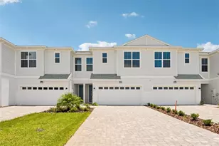 31542 Azure Bch Dr, San Antonio, FL 33576 - Photo 1