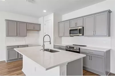 31542 Azure Beach Drive, San Antonio, FL 33576 - Photo 5