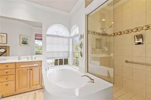 5125 Magnolia Pond Dr, Sarasota, FL 34233 - Photo 41