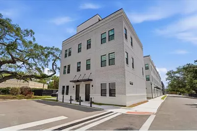 1218 E Kay Street #8, Tampa, FL 33602 - Photo 1