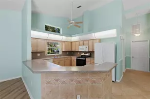 9413 Summerbreeze Terrace, New Port Richey, FL 34655 - Photo 11