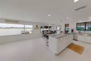 326 176th Ave Cir, Redington Shores, FL 33708 - Photo 9