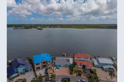 326 176th Avenue Circle, Redington Shores, FL 33708 - Photo 69