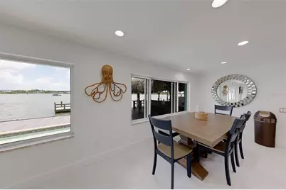 326 176th Avenue Circle, Redington Shores, FL 33708 - Photo 17