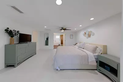 326 176th Avenue Circle, Redington Shores, FL 33708 - Photo 23