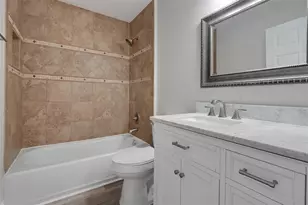146 Lake Catherine Cir, Groveland, FL 34736 - Photo 25