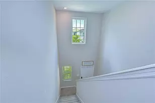 4321 Globe Thistle Dr, Tampa, FL 33619 - Photo 29