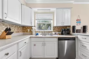 2220 Lauren Dr, Largo, FL 33774 - Photo 25