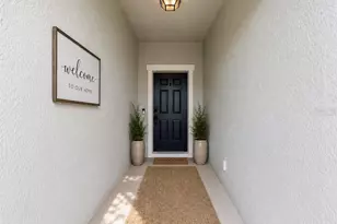 1261 Anchor Bend Dr, Ruskin, FL 33570 - Photo 3