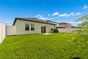 1261 Anchor Bend Dr, Ruskin, FL 33570 - Photo 37